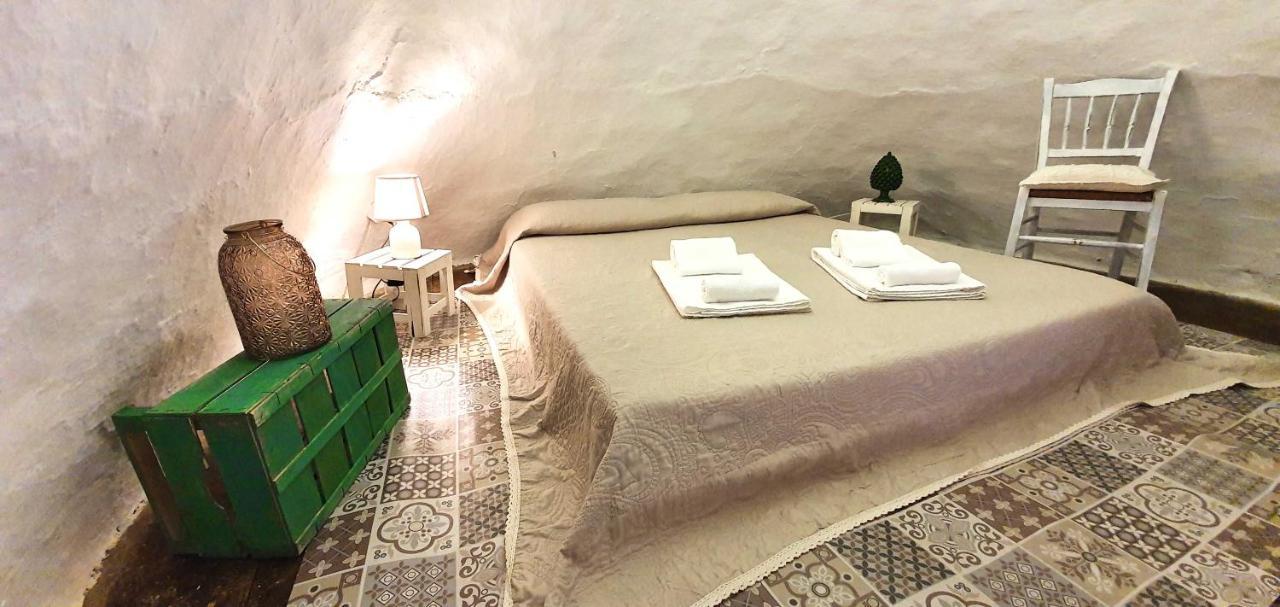 Trulli Antica Fonte Bed & Breakfast Алберобело Екстериор снимка